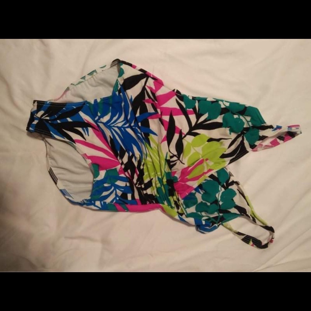 One piece swimsuit